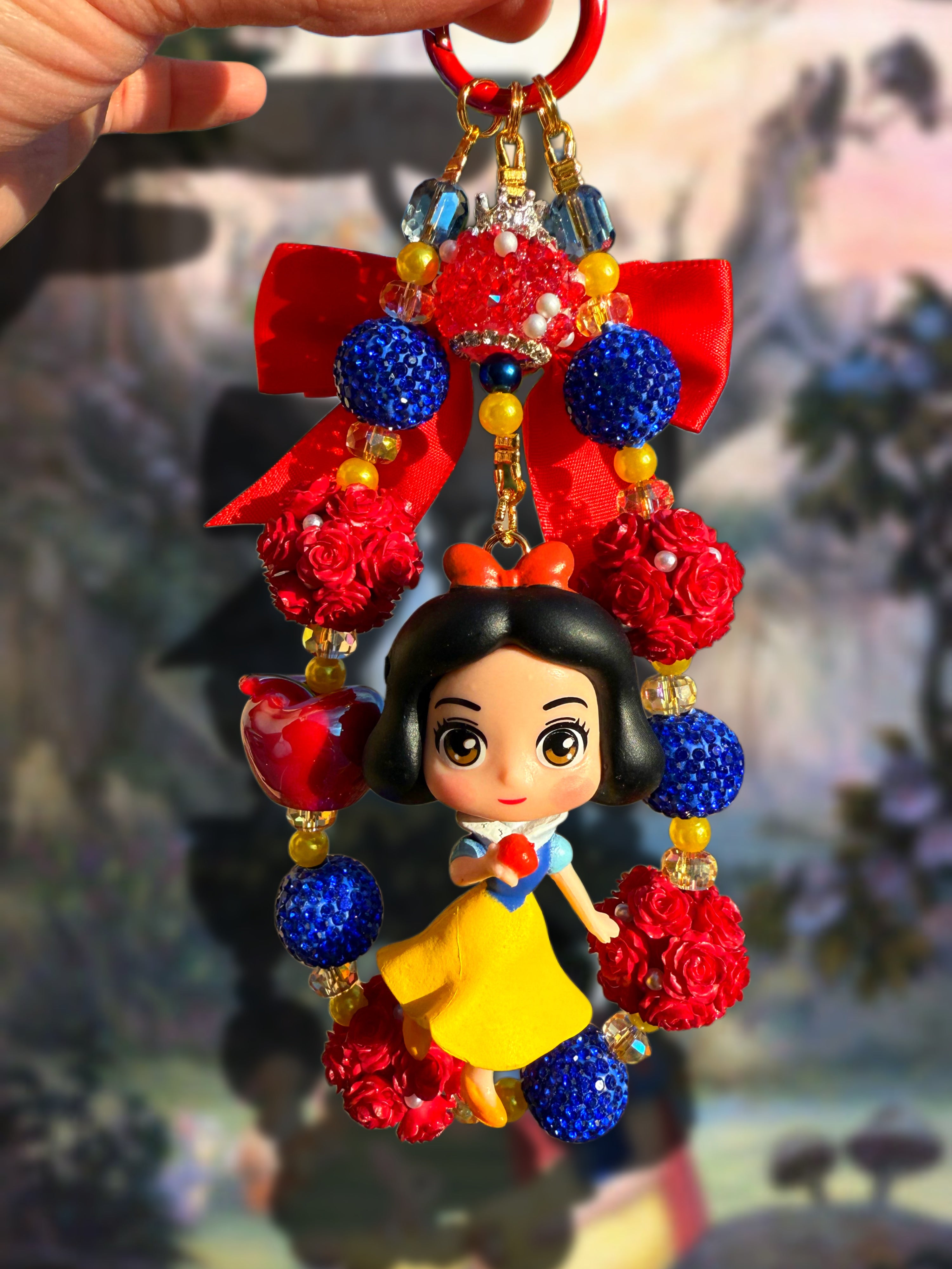 Snow White charm 🍎✨