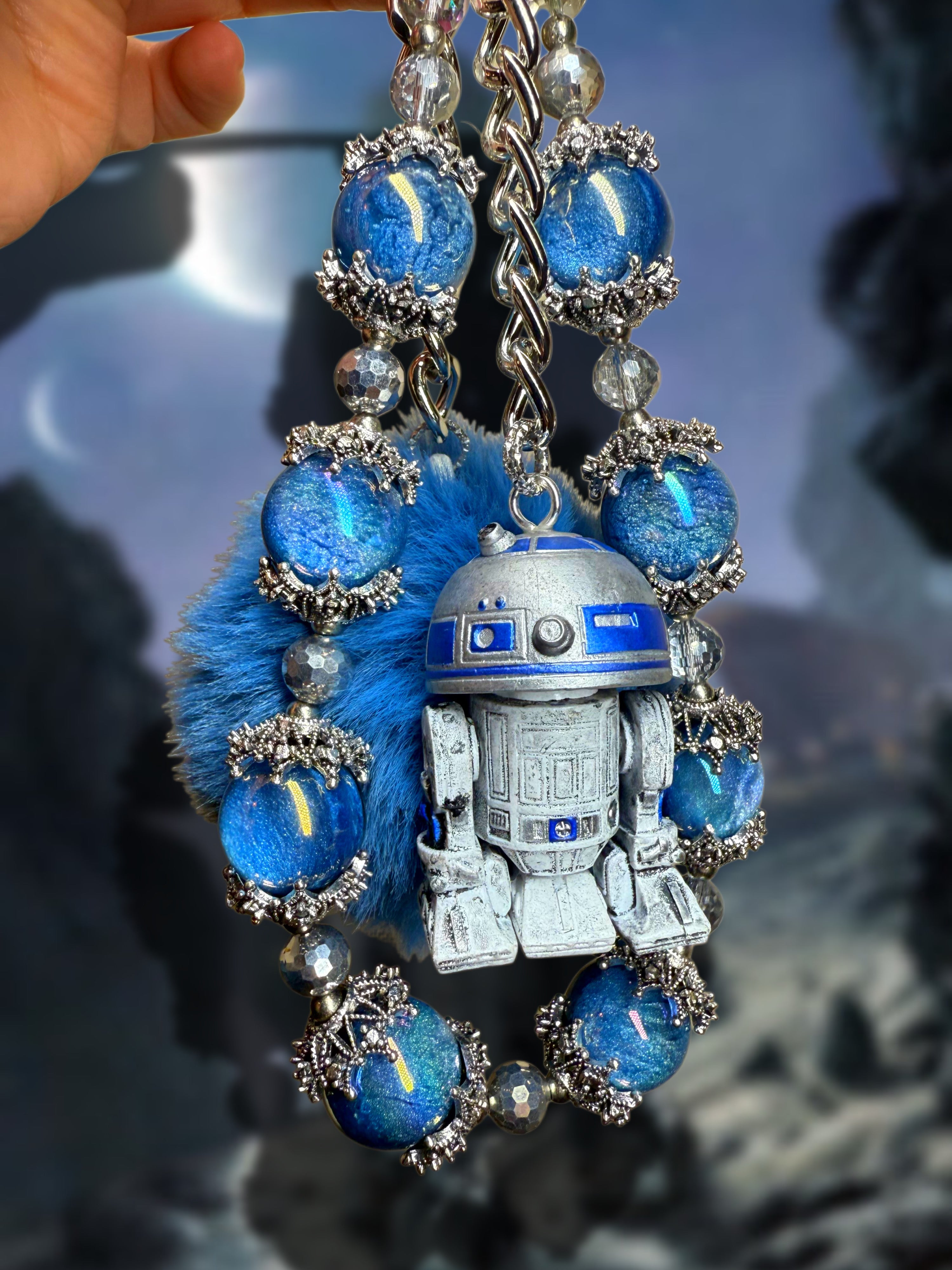 R2-D2 charm 💙